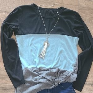 Gently Worn- CACTUS MOON Cute long sleeve Shirt- Crew neck- Side knot, size Sm